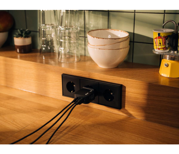 VERBATIM Mini GaN Charger 70W 3 Port US/EU/UK - 1340214 - zdjęcie 6